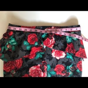Candie's Skirts - Candies Brand Medium Professional Floral Skirt Candie's Skirts - Candies Brand Medium Professional Floral Skirt